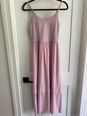 Athleta Elation V-neck hybrid dress in Begonia Pink